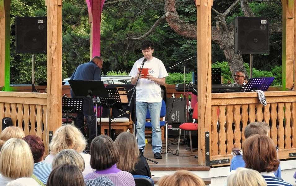 festival poezije glavna.jpeg