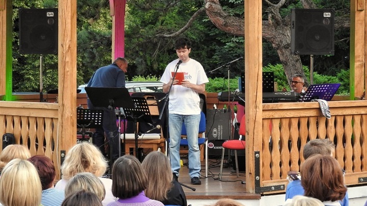 festival poezije glavna.jpeg