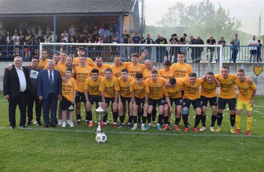 SPORT 18.7_NOGOMET 4 NL SREDIŠTE SKUPINA A NAKON ŠOKA IZRASTAO JE JOŠ VEĆI MOTIV ZA PONAVLJANJE SJAJNOG USPJEHA .JPG