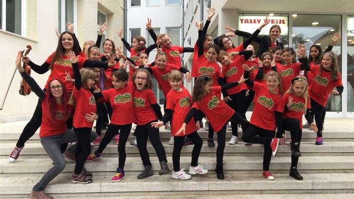 SMOTRA DJEČJEG STVARALŠTVA 2.jpg