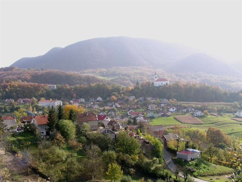 jesenje panorama.jpg