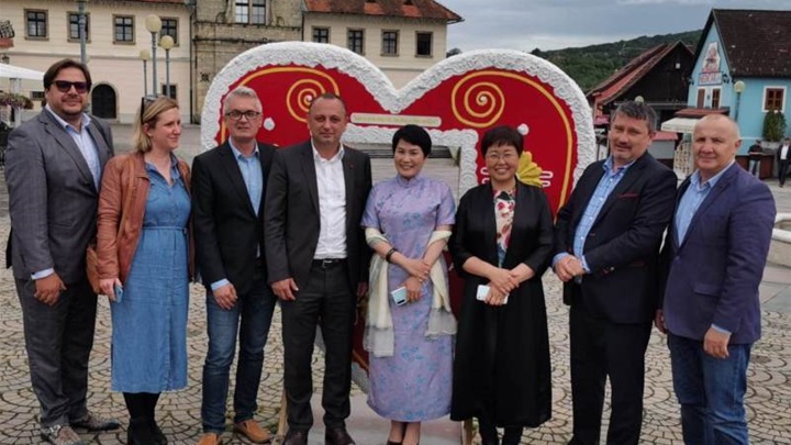 Kineska poduzetnica Jiang Yu posjetila Mariju Bistricu 1.jpg