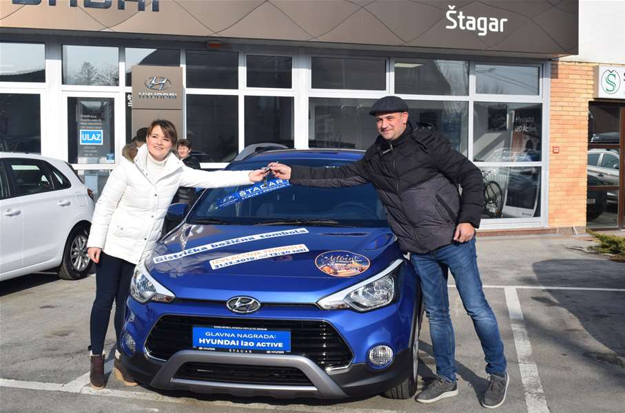 Danijel Obad preuzeo ključeve novog Hyundaia i20 active1.JPG