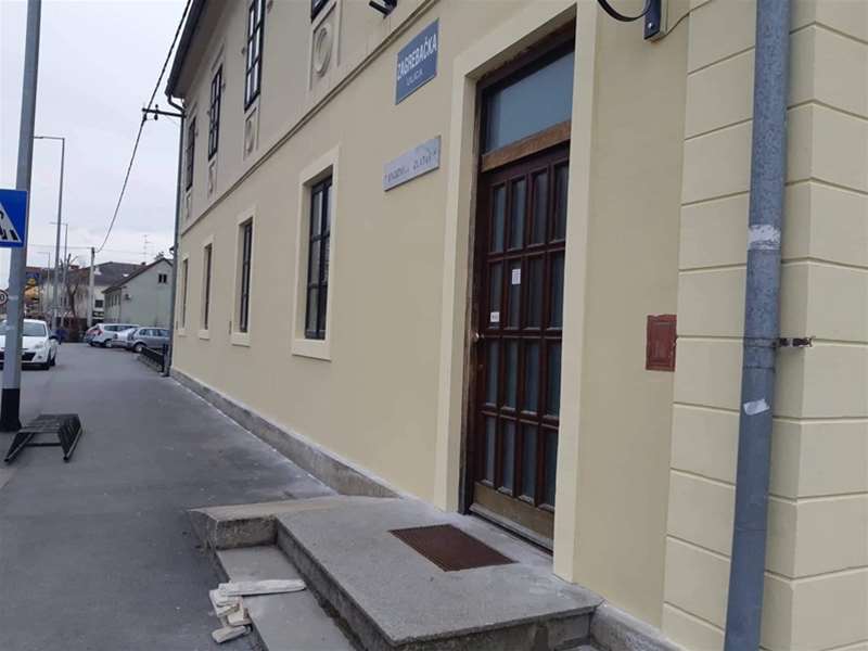 knjižnica zlatar.jpg