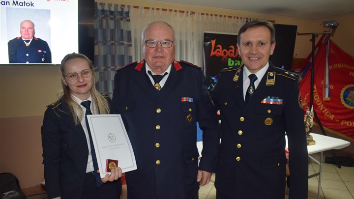 Mladež i djeca i dalje su ponos društva09.JPG