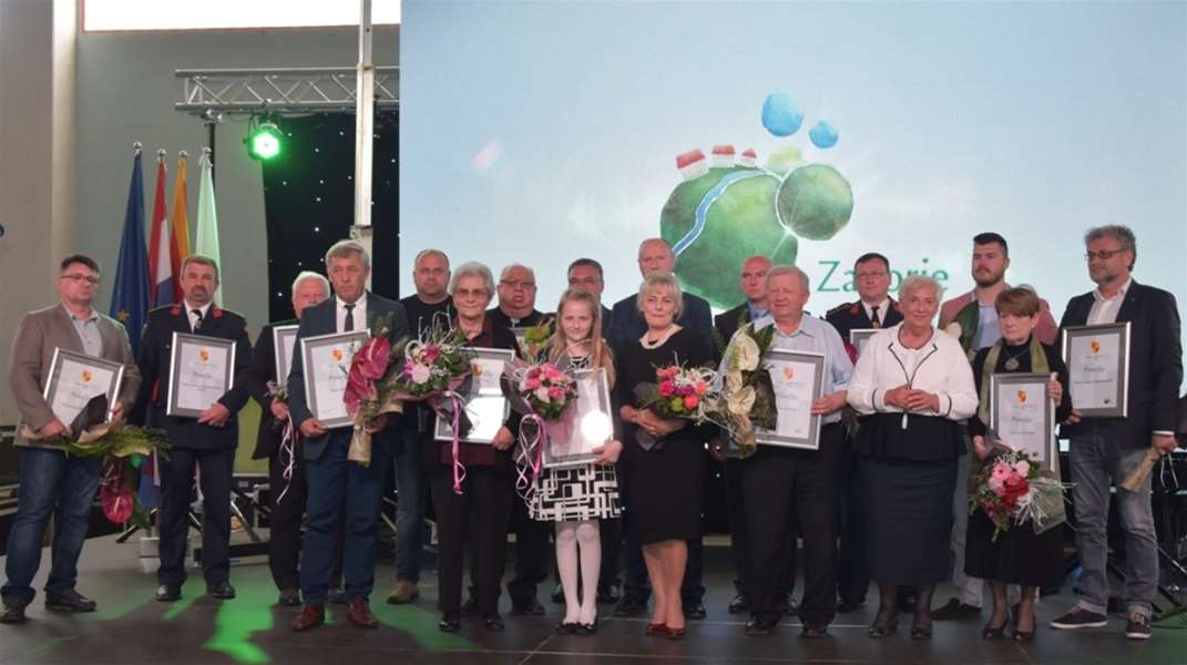 foto: prošlogodišnji dobitnici priznanja