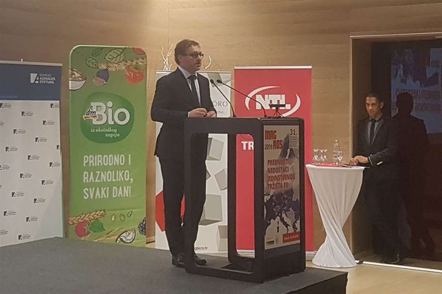 konferencija antonic 1.jpg