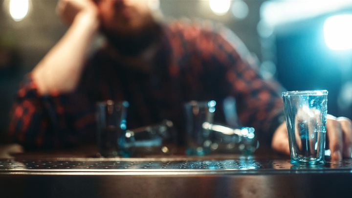 Alcohol-Bar-1400x779.jpg