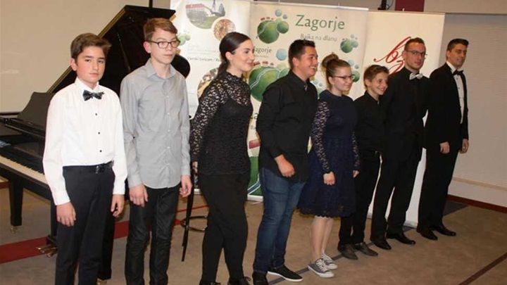 BISTRICKI ZVONIK 1.jpg