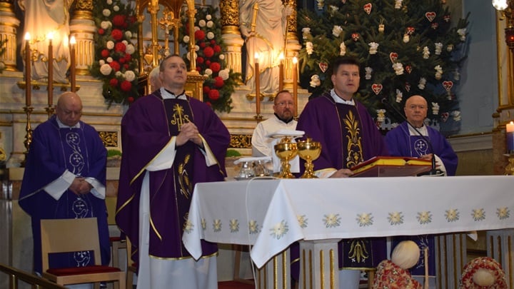 badnjak mb 2023 4.JPG