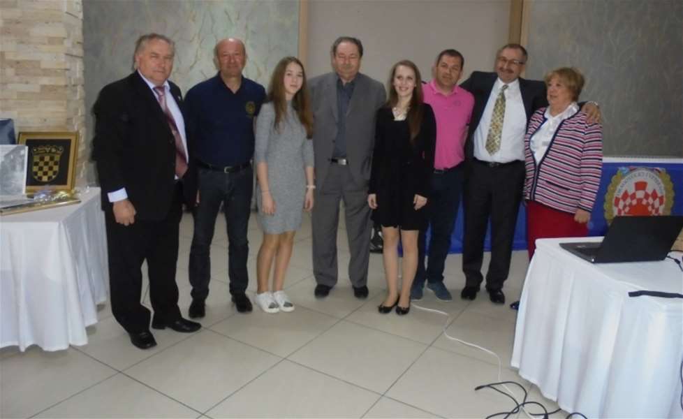 donacija računala 2.jpg