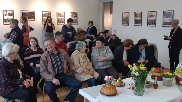 seniori pregrada.jpg