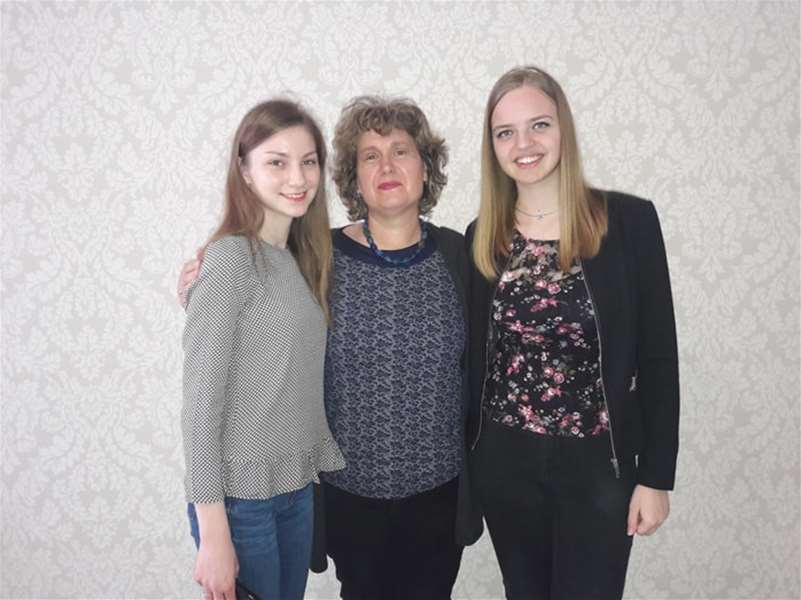Petra Horvat, prof. Ana Culej i Valentina Meglić