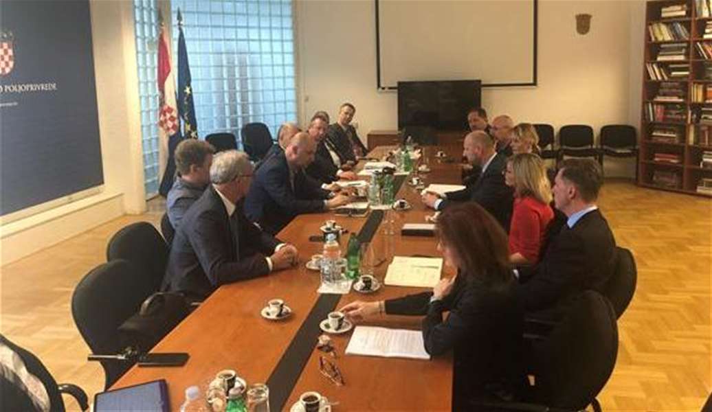 tolušić i župan.jpg