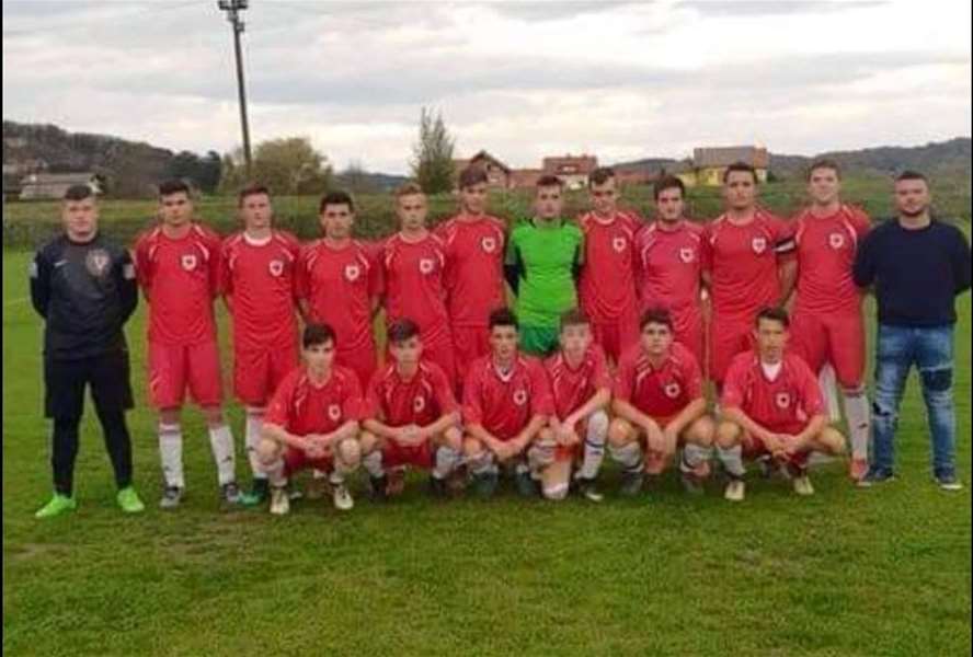 SPORT 24.11._JUNIORI OROSLAVJE.jpg