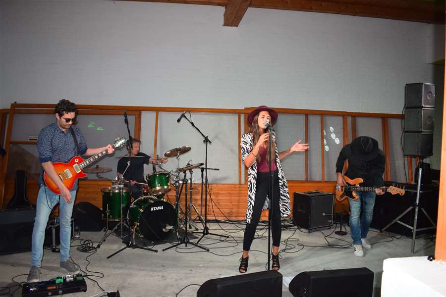 Mladi sisački Blues band ''Bluzy Threesome'' oduševio publiku u Mariji Bistrici 6.JPG