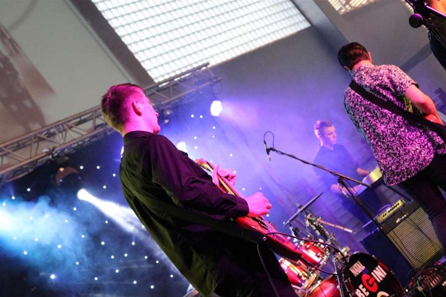 daniel koncert zadnja slika.JPG