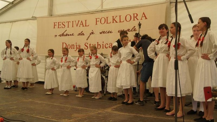 festival folklora.jpg