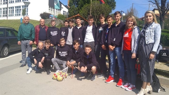 donacija trenirki.jpg