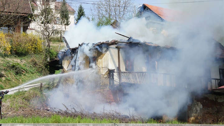 požar zabok4
