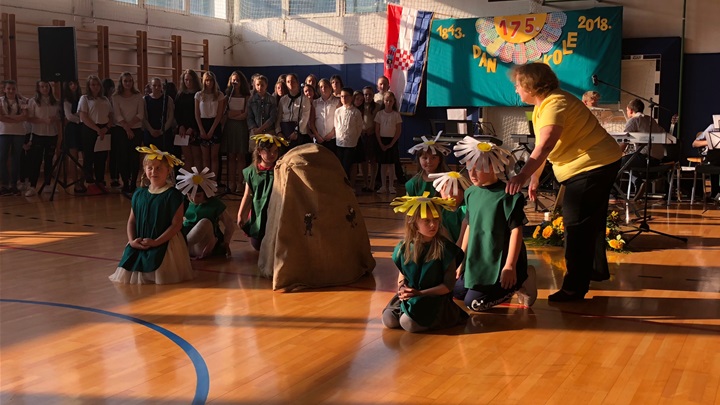 školstvo desinić 7.jpg