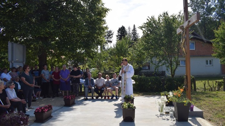 Blagoslovljen križ kod Hanžeka u naselju Globočec1.JPG