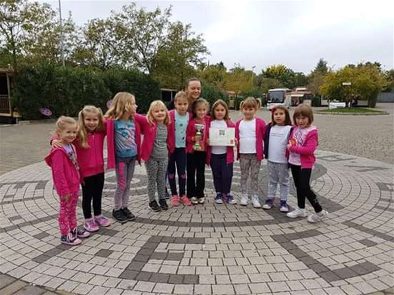 MAŽORETKINJE DUBROVČAN 4.jpg