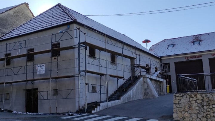 Vatrogasni_dom_u_Klanjcu_uskoro_dobiva_novu_fasadu.jpg