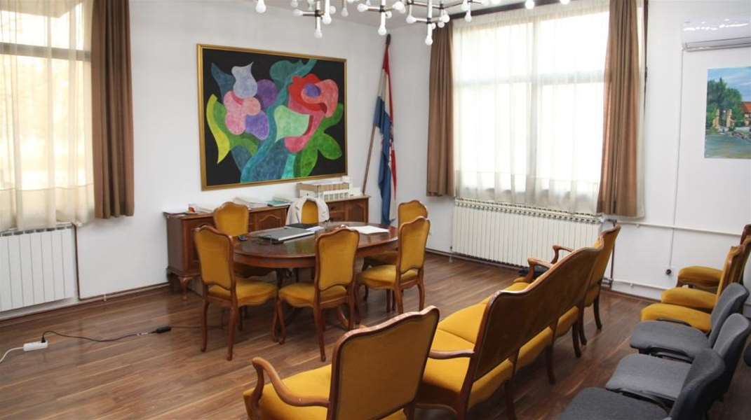 ured državne uprave oroslavje.jpg