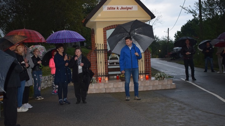 Na sv. Josipa Radnika blagoslov traktora u župi Marija Bistrica1.JPG