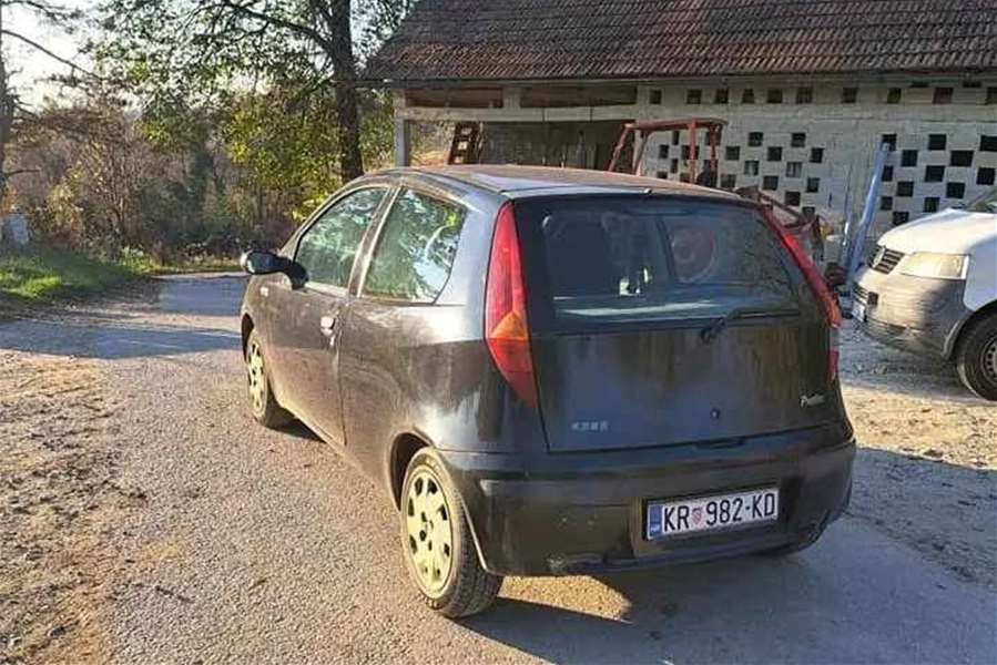 FB Policija zaustavlja KZŽ.jpg