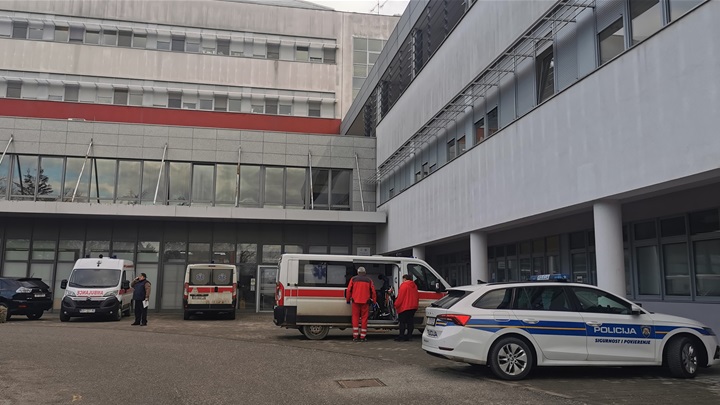 policija hitna bolnica ob zabok (2).jpg