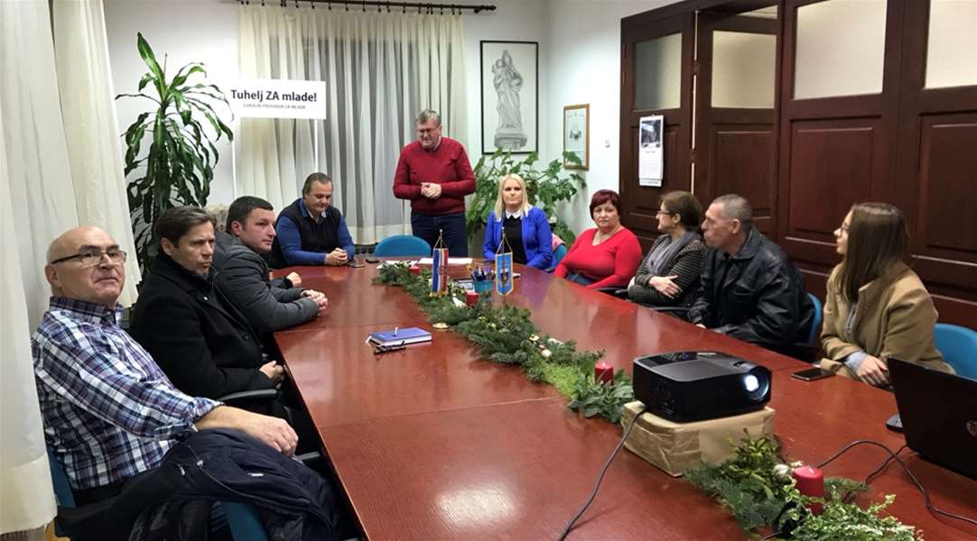 javna tribina proračun tuhelj.jpg