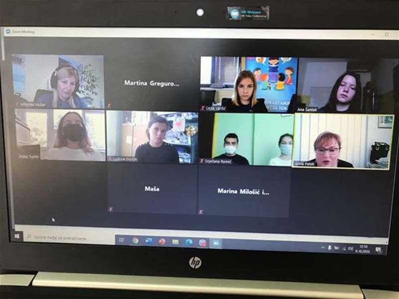 zoom-sastanak-s-djecjim-nacelnicima-i-gradonacelnicima_590.jpg
