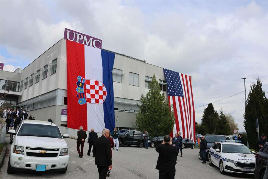 KZZ-UPMC60-web.jpg