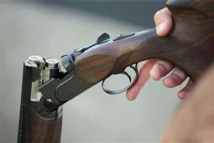 okrutnost puška-