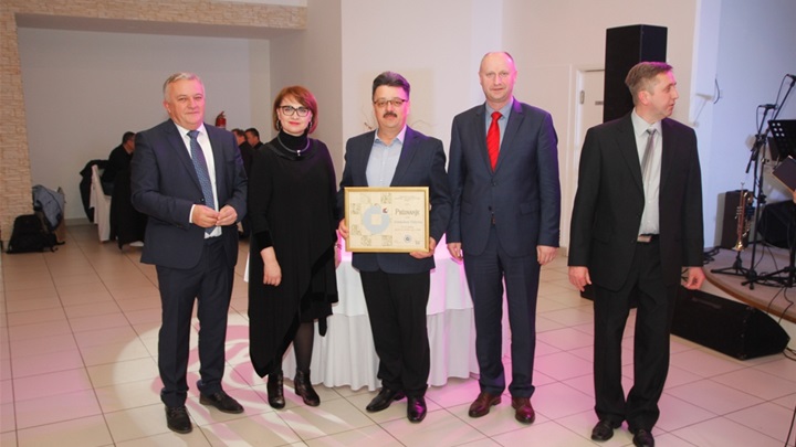Priznanje za 55 godina obiteljskog obrta u nasljeđu primio je Stanislav Večerić