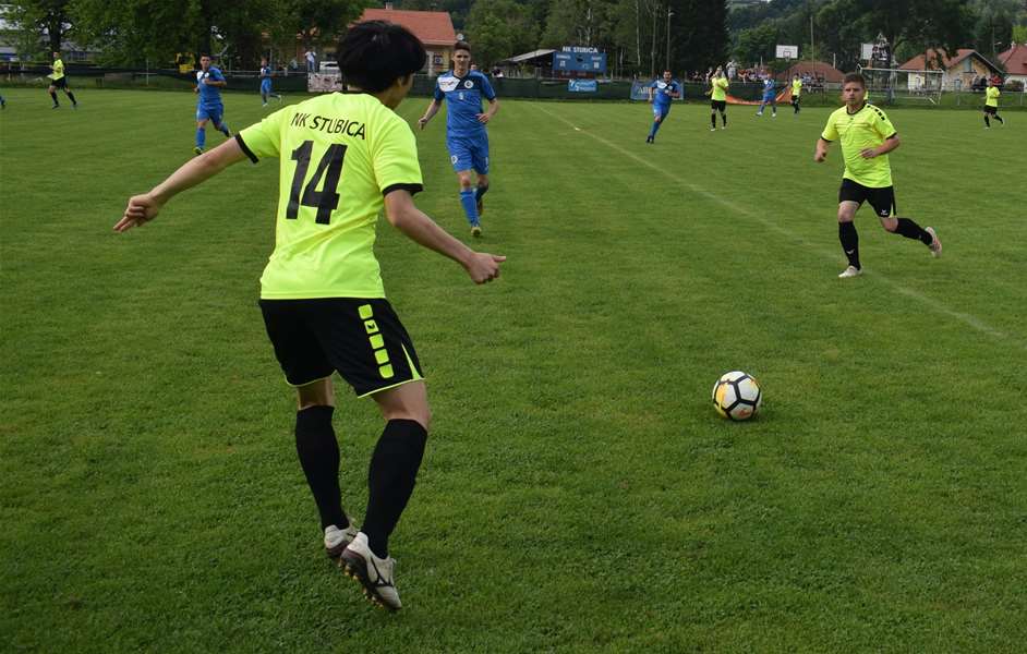 SPORT 20.8_NOGOMET 1. ŽNL TKO ĆE NASLIJEDITI STRAŽU Stubica na početku dočekuje Ivančicu .jpg