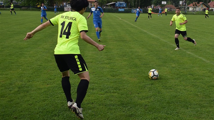 SPORT 20.8_NOGOMET 1. ŽNL TKO ĆE NASLIJEDITI STRAŽU Stubica na početku dočekuje Ivančicu .jpg