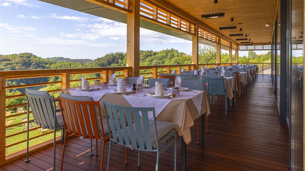 - Vuglec Breg Restaurant-8.jpg