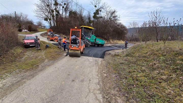 Općina Lobor - asfaltiranje nerazvrstanih cesta  (2).jpg