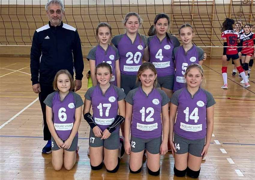SPORT 18.1_ODBOJKA MLAĐE KATEGORIJE DVIJE POBJEDE ZA TOPLICE 2 U MINI, A JEDNA U MALOJ ODBOJCI mala odbojka .jpg