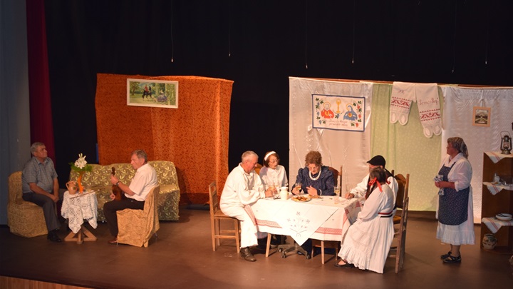 Bistrički umirovljenici izveli predstavu ''Gospodar je zvonil'' 4.JPG