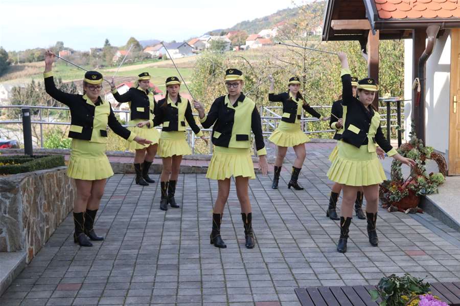 radobojske mažoretkinje (4).JPG