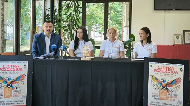 ljetna pozornica oro (1).jpg