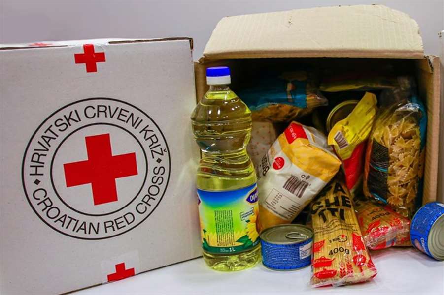 humanitarni paketi crveni križ hrana paket.jpg