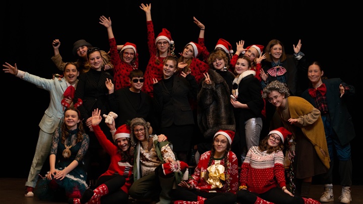 Teatar živi u našem malenom mjestu  12.jpeg