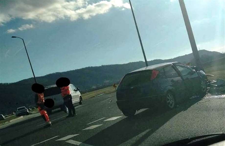 policija zaustavlja kzž.jpg