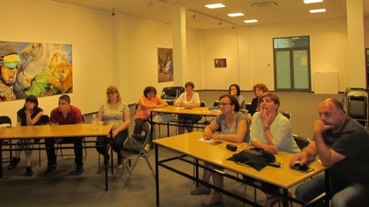 AKTIVNI U ZAJEDNICI.jpg