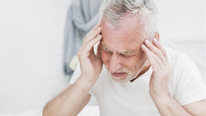 glavobolja moždani udar ilustracija.jpg